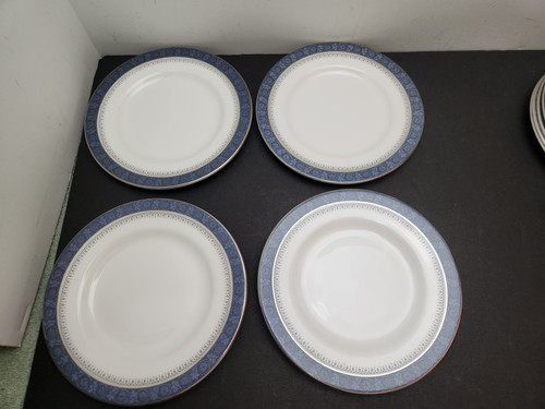 8 Assiettes Plates Royal Doulton