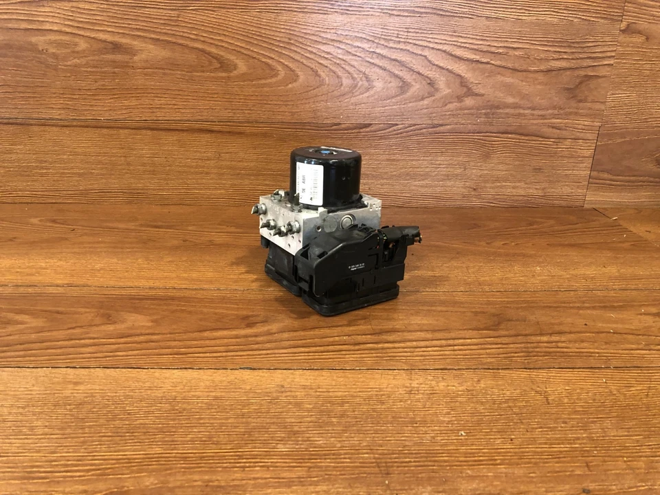 07-09 MERCEDES W221 S550 CL550 SISTEMA DE BOMBA DE FRENO ABS MÓDULO ANTIBLOQUEO ESP OEM #5 Foto 2 de 4