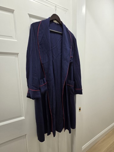 Gucci, Vintage Mens Silk Gucci Dressing Gown, Robe, Red Piping. Made In Italy. Size 50