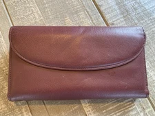Mundi Women's Wallet in Burgundy 3 Sections Checkbook, Cards. Coins Snap Vintage