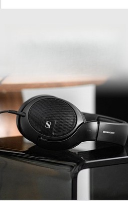 Sennheiser HD 560 S Over-The-Ear Audiophile Headphones for sale