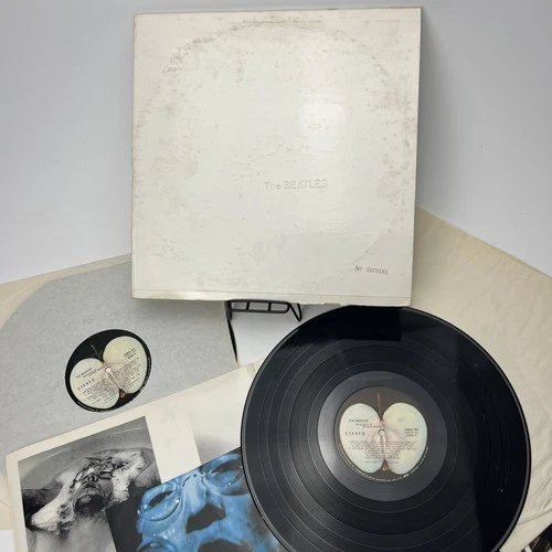 Beatles White Album 1970s US Press 2LP Capitol 🍏 w/ Poster No. 2670101