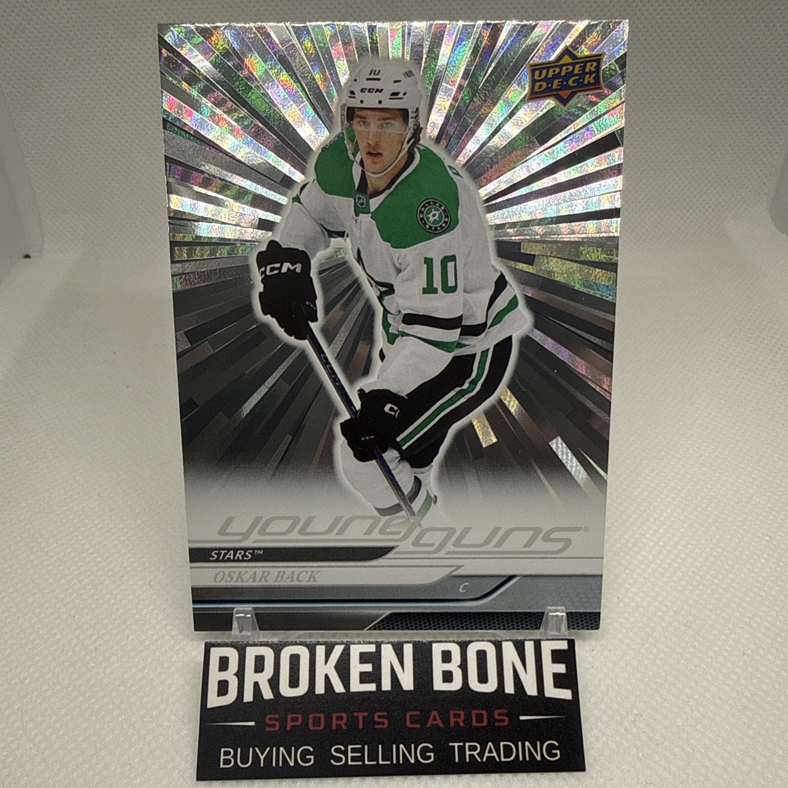 Oskar Back 2024-25 Upper Deck Outburst Young Guns Dallas Stars RC