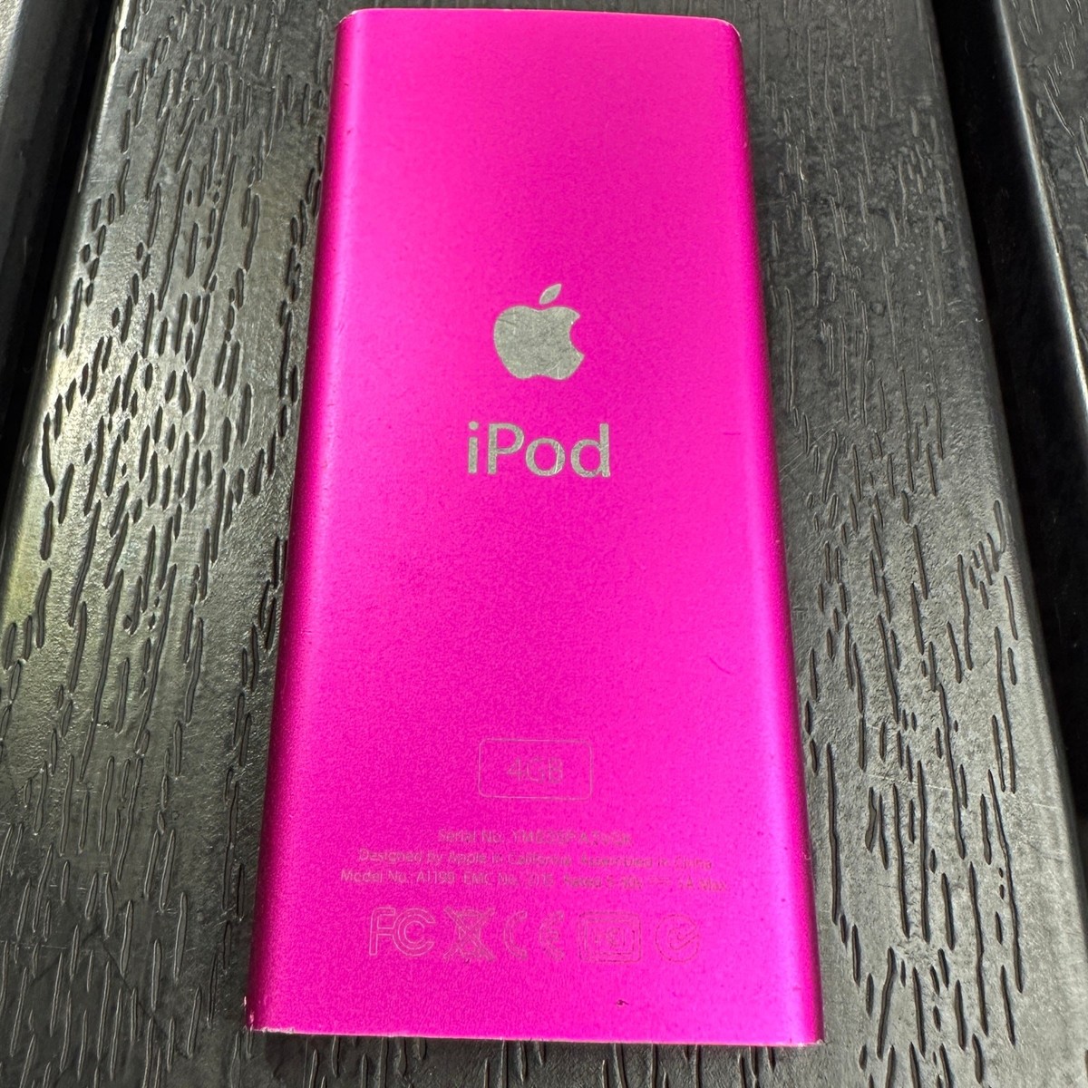 Pink Apple iPod Nano 2nd Generation A1199 For Parts/Spare/Repair