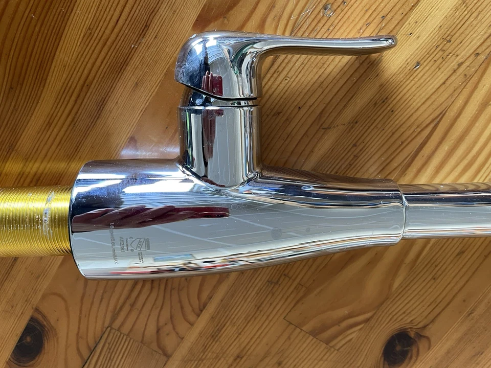 Torneira de cozinha Glacier Bay 1005 604 253 McKenna pulverizador cromado - Imagem 4 de 4