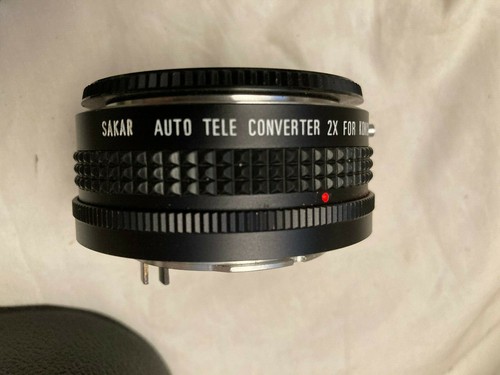 Sakar 2X Auto Tele Converter (FD) with Both Caps and Case for Konica TC - Picture 2 of 4