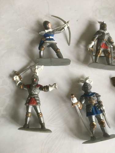 LOT SOLDATS PLASTIQUE moyen âge chevaliers JEM / NOREV et jouets de