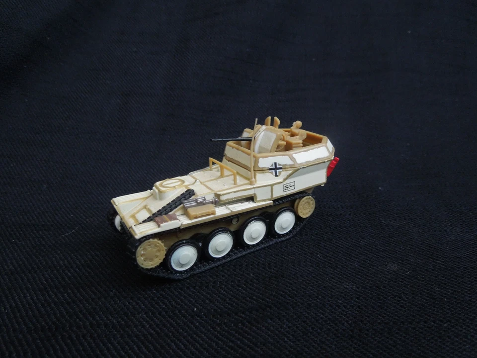 Sd.Kfz. 140 Flakpanzer 38(t) Gepard Diecast Amercom 1:72   1944 - Image 2 of 2