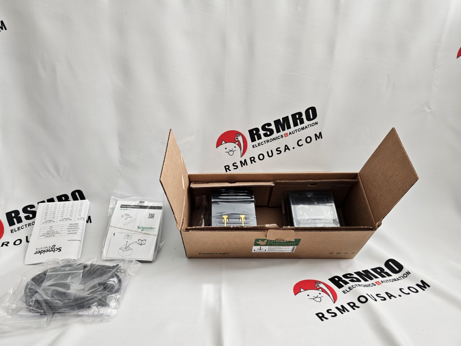 METSEPM8244 Power quality meter, PowerLogic PM8000, transducer & remote display