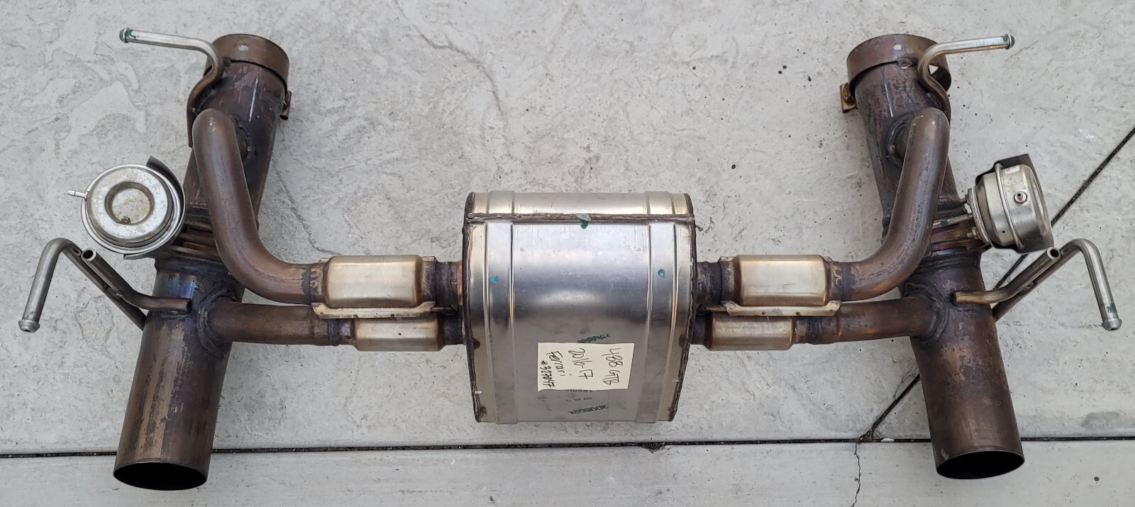 Ferrari 488 Gtb Exhaust Muffler Central Silencer 327047 844311