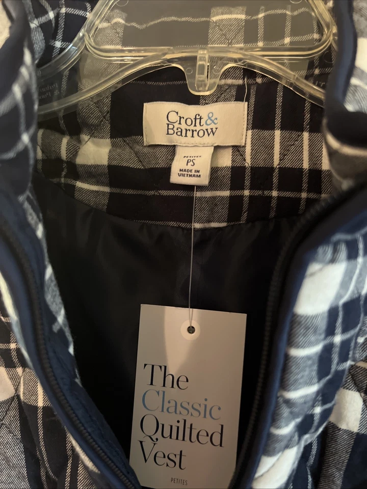 NWT Croft & Barrow Women’s PS Quilted Vest Blue Plaid - Image 2 of 4