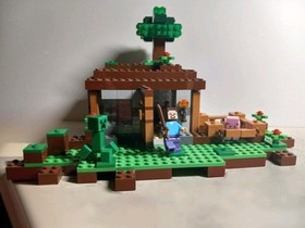 LEGO Minecraft: The First Night (21115) Complete No Box