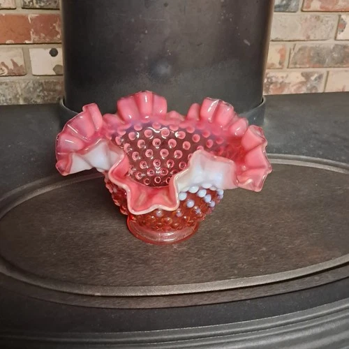 Larger 6" Vintage Fenton Cranberry Opalescent Hobnail Rugfled Edge Vase V NICE++