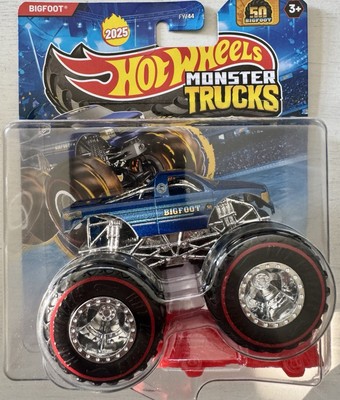 Hot Wheels Monster Trucks BIGFOOT 50th Anniversary Treasure Hunt RARE 1:64 Chase