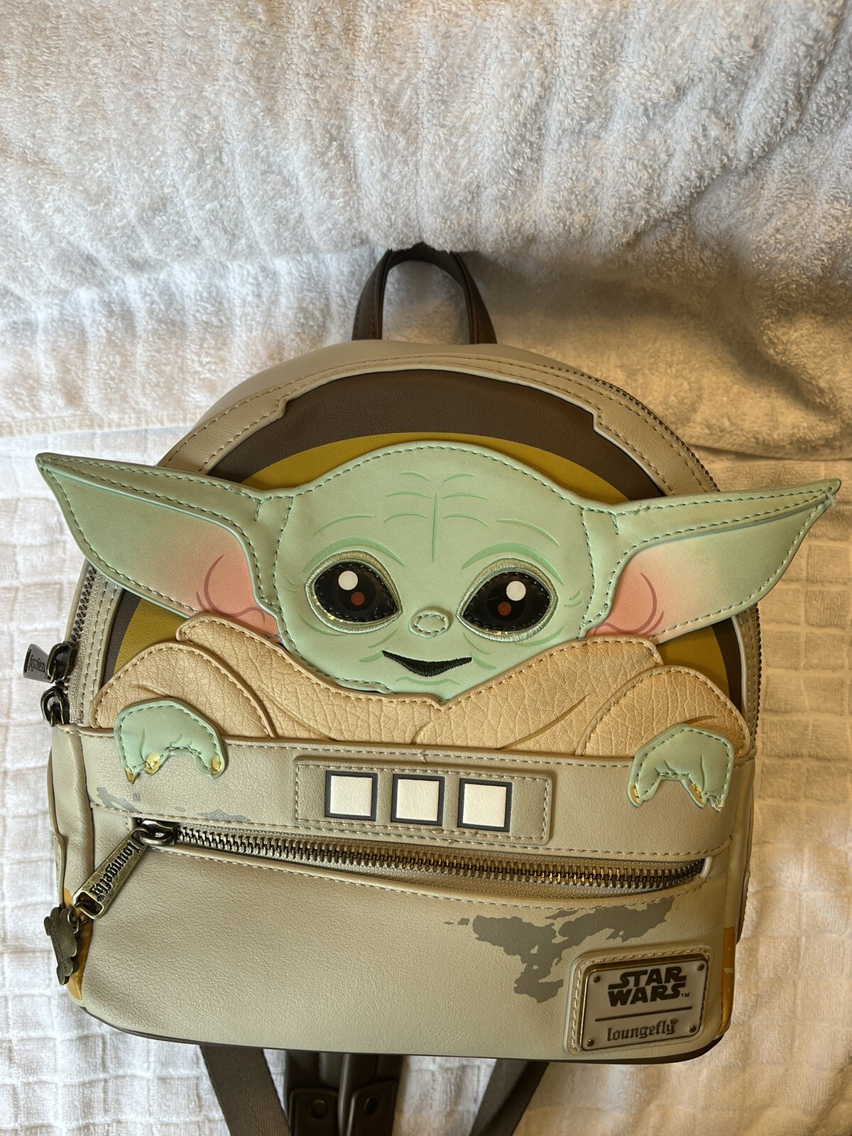 Loungefly Star Wars Baby Yoda Backpack Gray/Green (… Gem