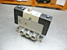 Festo VSVA-B-D52-H-A1-1R5L New no factory box, w/ mainfold USA Seller