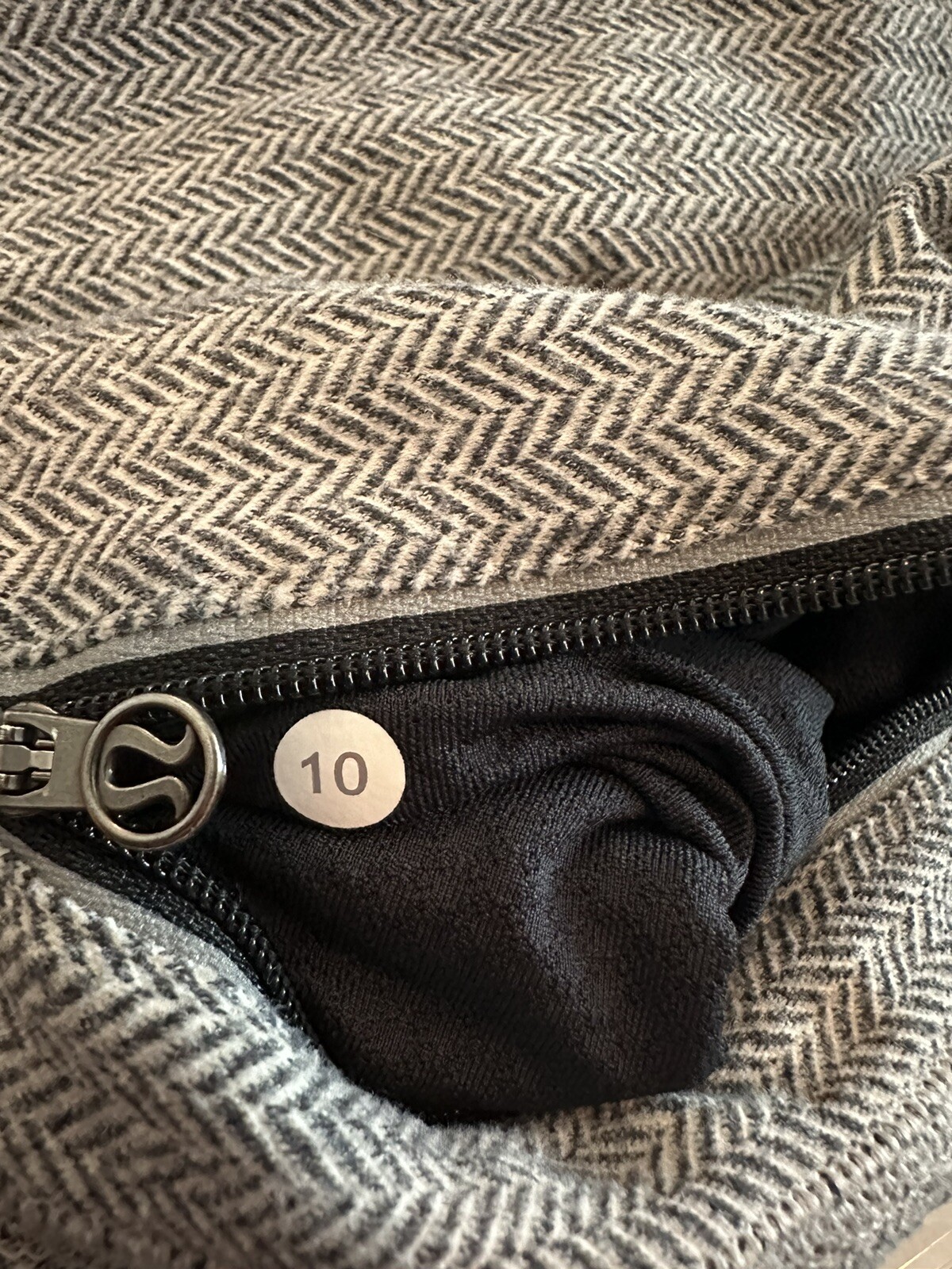 Lululemon Run Full Tilt Pullover Ghost Heathered Coal Herringbone