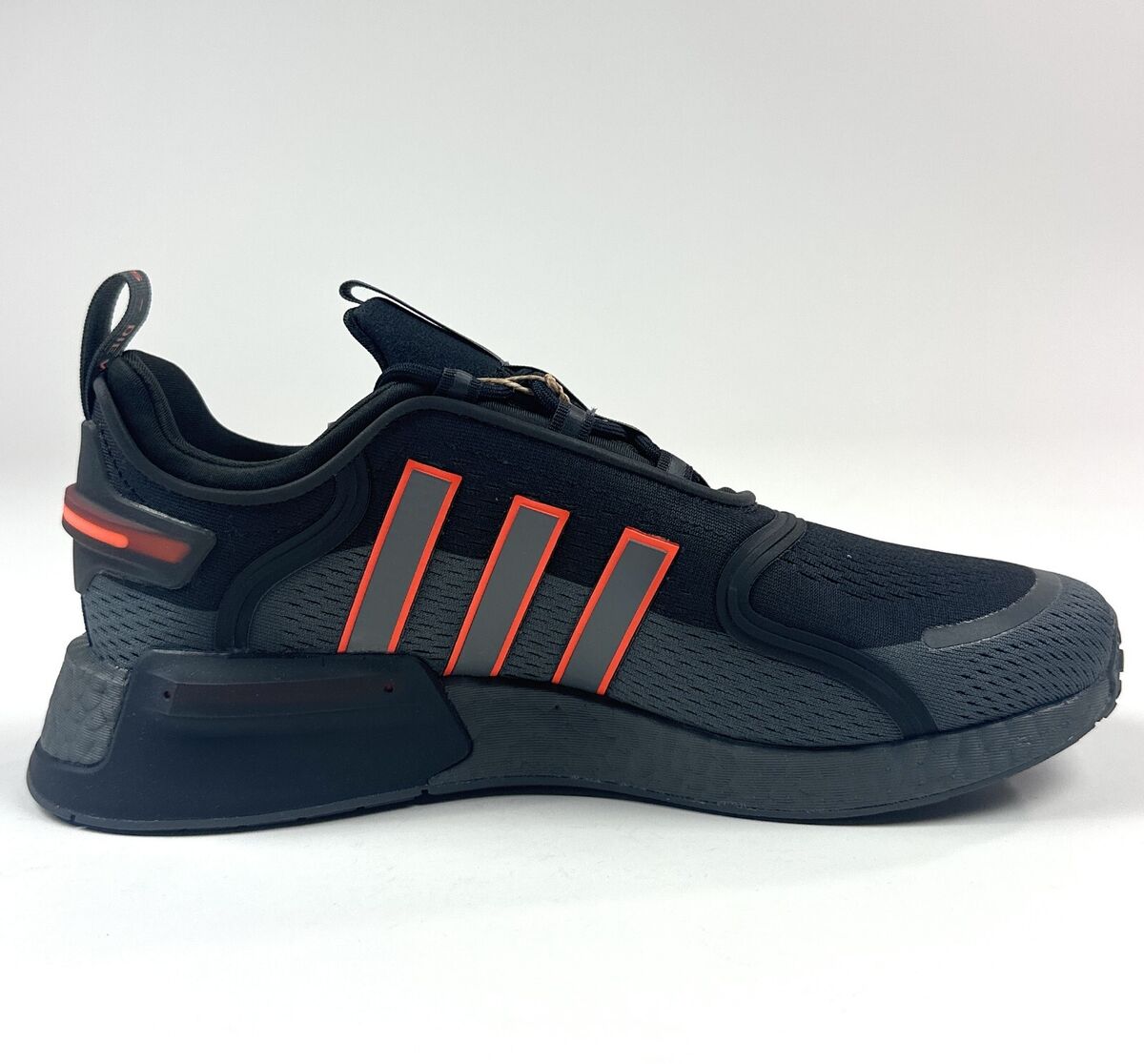 Adidas Originals NMD V3 Mens 11 Black Orange Athletic Shoes Adidas Originals NMD V3 Mens 11 Black Orange Athletic Shoes