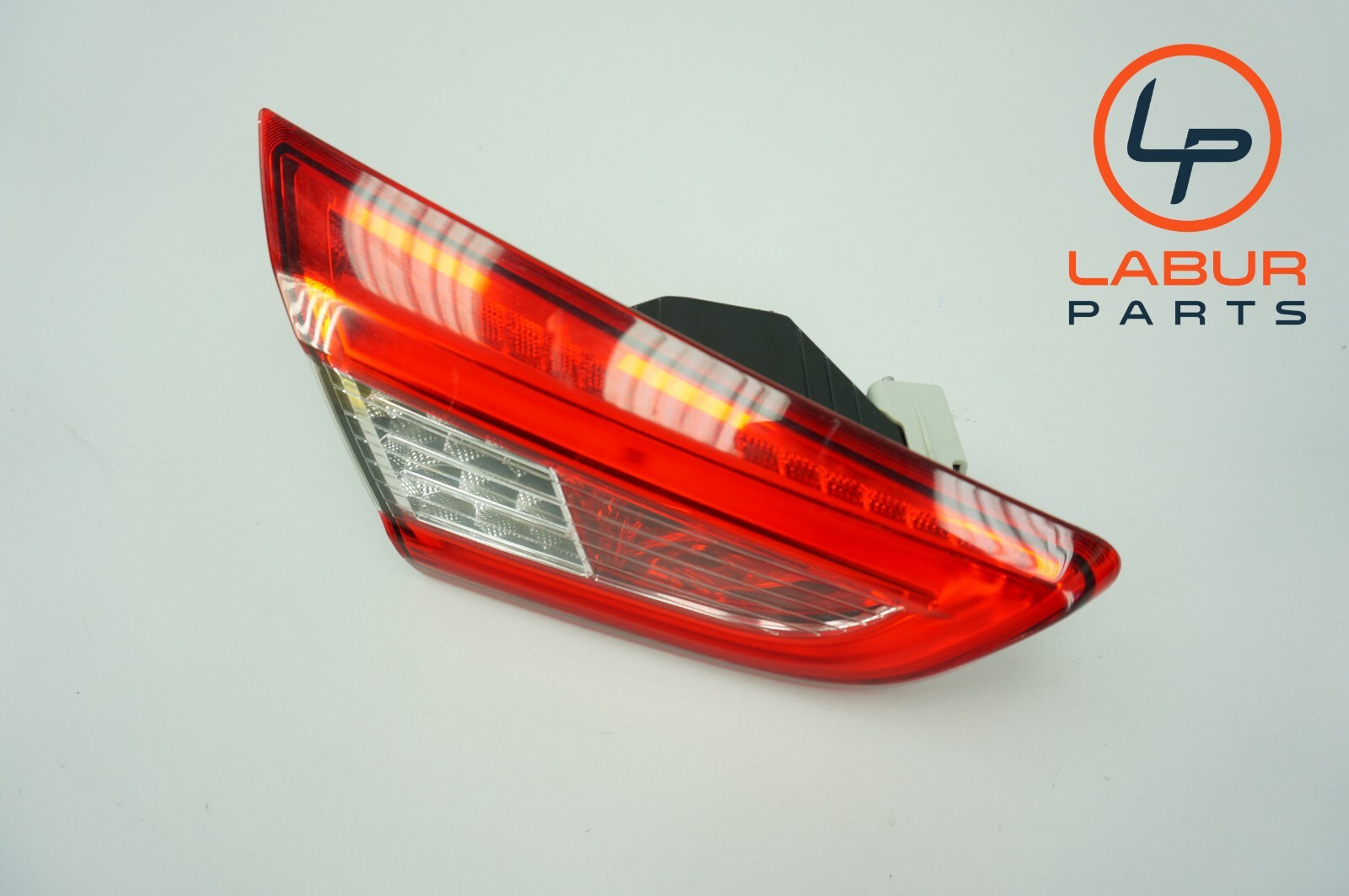 M157 14-20 Maserati Ghibli Rear Left Side Trunk Inner Taillight Tail Light B1359