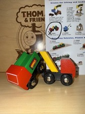 BRIO TOW TRUCK SET   33521  THOMAS TRAIN COMPATIBLE  LORRY TRUCK