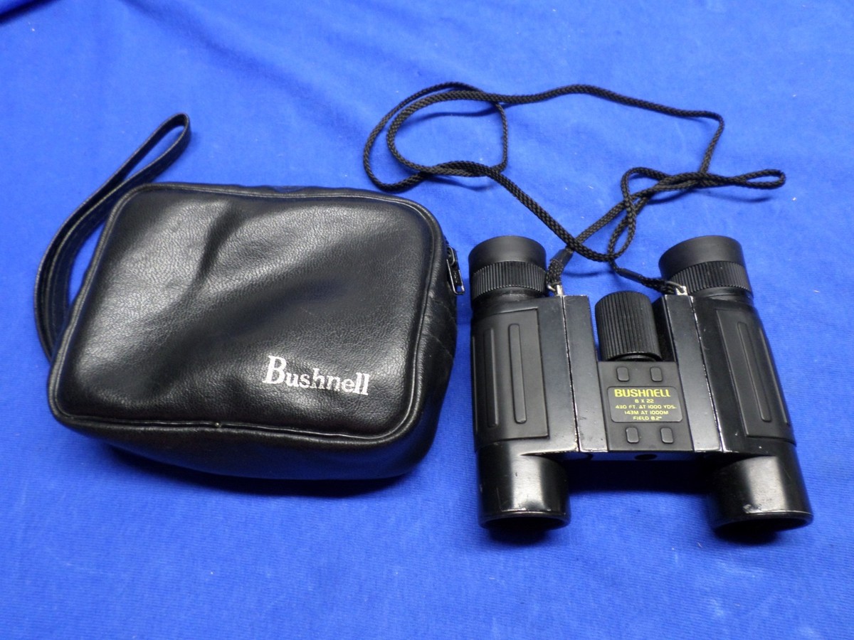 Bushnell PRO XE (BRIEFING ポーチ付き) ※少々訳あり BUSHNELL Binoculars 8x22 With Case and Strap Yellow B Lens Cloth