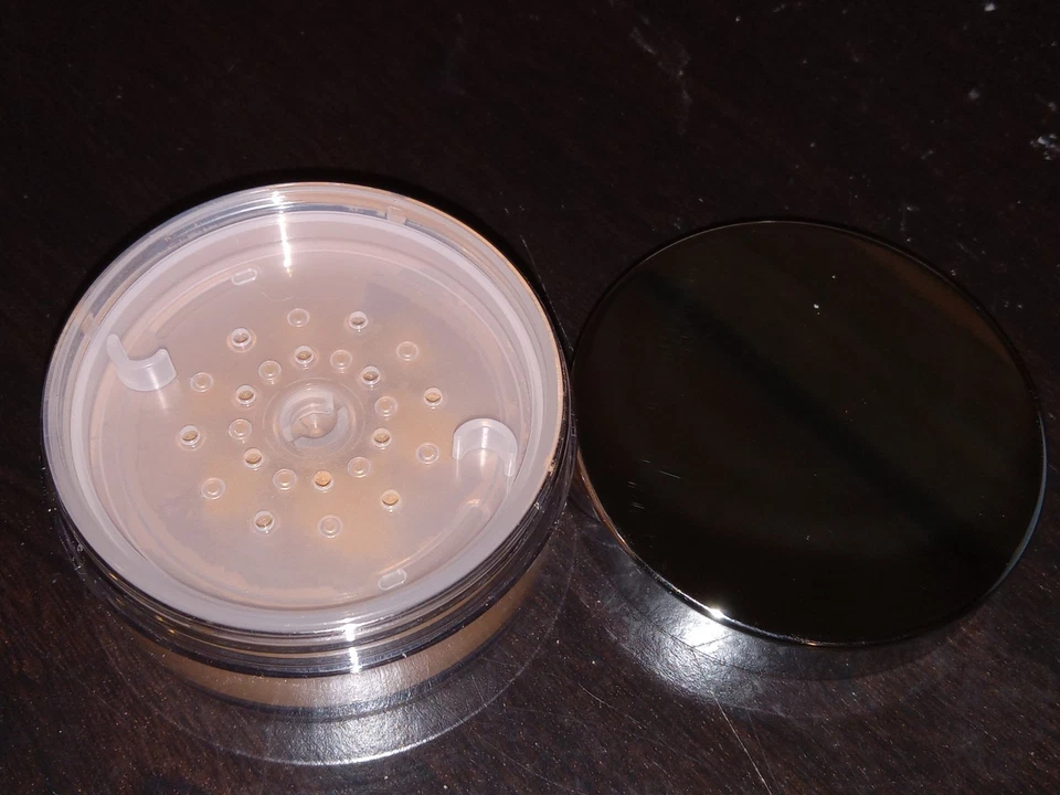 MARY KAY Mineral Powder Foundation BRONZE 2 Discontinued 040991 New Full Size - Image 4 of 4