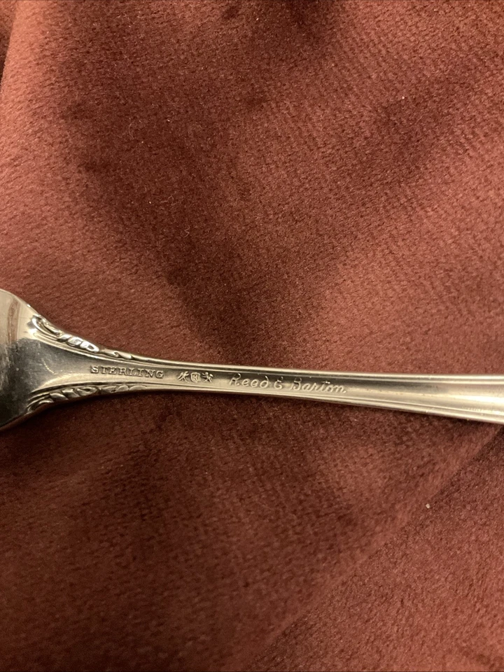 RENACIMIENTO FRANCÉS por Reed&Barton Sterling cóctel/cáscara tenedor(s) de pescado)-¡Sin monos! Foto 4 de 4