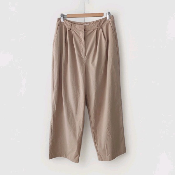 Lily Loves Beige Wide Leg Tailored Pants Size 12 High Waisted Pockets Classic