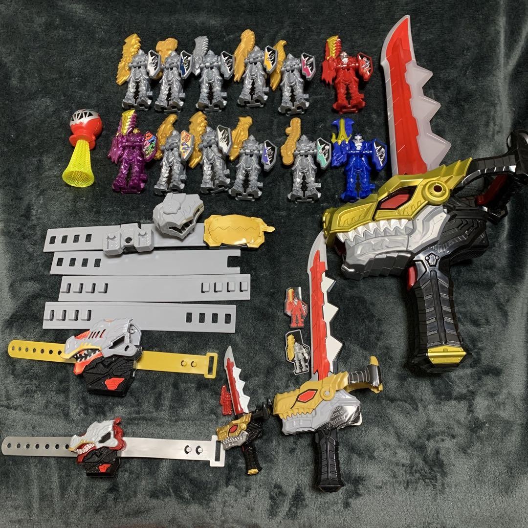 Power Rangers Dino Fury Ryusoulger DX Morpher Saber Changer