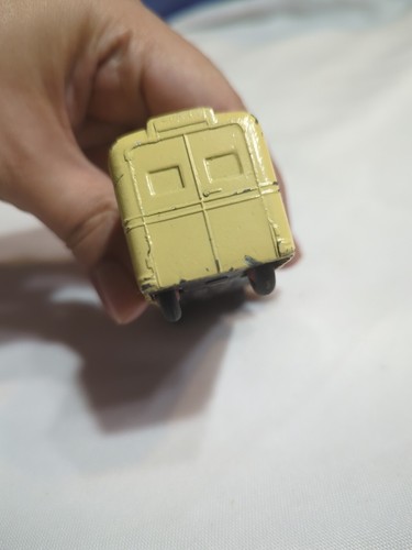 Dinky Toys Daimler Ambulance #30H NICE - Picture 5 of 11