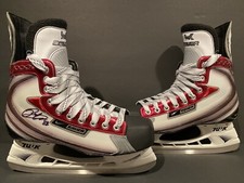 Patrick Kane Signed Bauer Vapor XXXX Skates 2009 Winter Classic AUTO Hockey NHL!