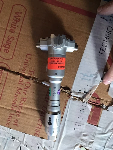 used mitutoyo 3-point micrometer 70-80mm with counter with invoice