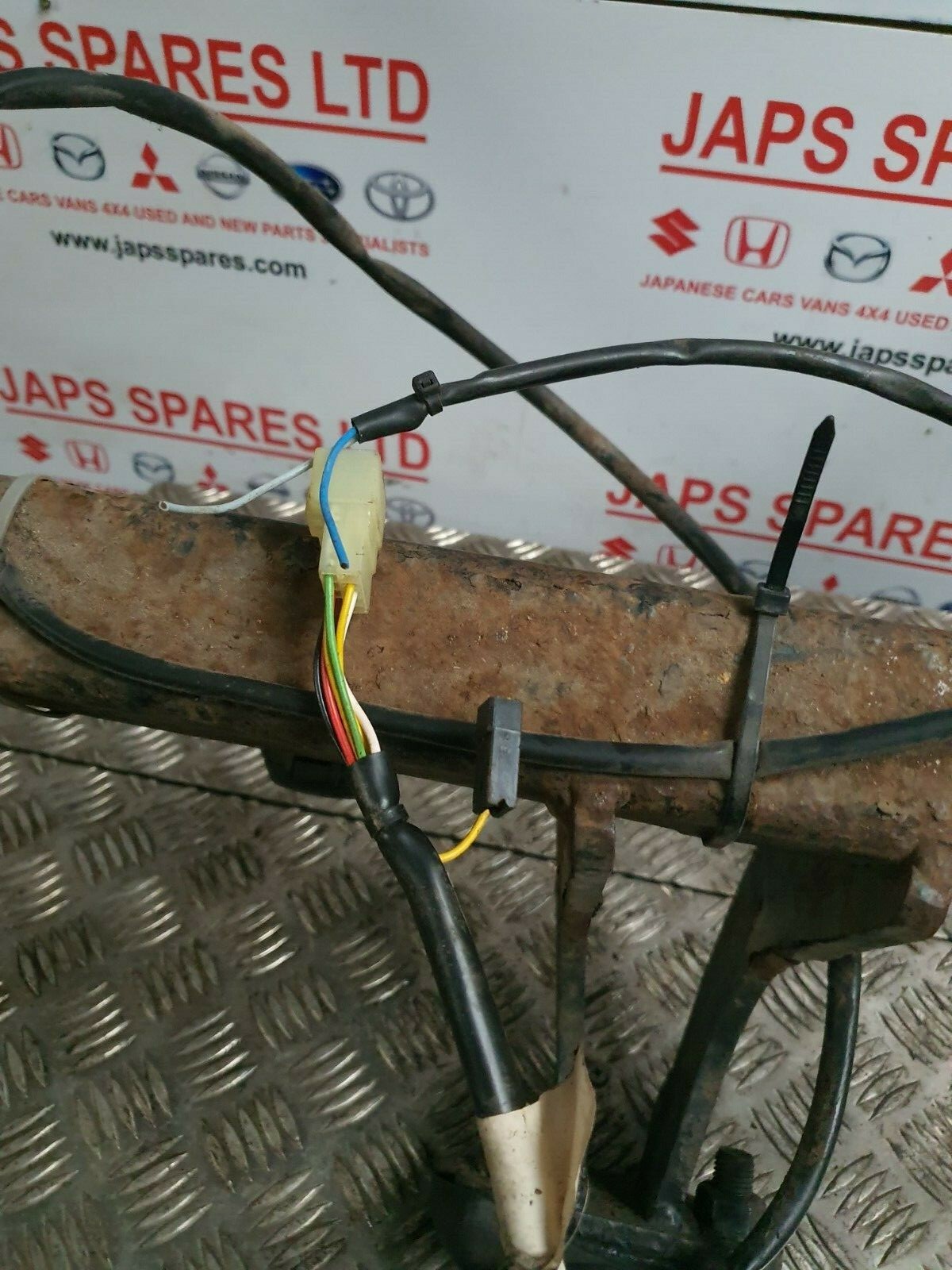 SUBARU FORESTER TOW BAR REF 131 eBay