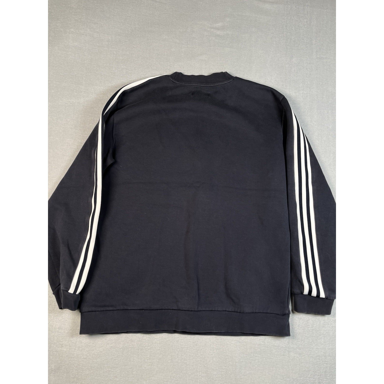 ADIDAS Crewneck Linear Pullover Medium Sweatshirt… - image 3