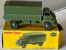 DINKY TOYS 3 TON BEDFORD ARMY WAGON 621 VERY GOOD WITH ORIGINAL WORN BOX