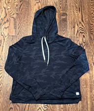 Vuori Essential Black Camo Hoodie Womens Small Pullover