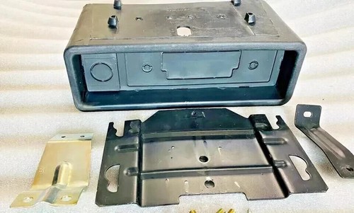 Suzuki Samurai Sj410 Sj413 STEREO CONSOLE BOX AND MOUNTING BRACKETS - Picture 2 of 6