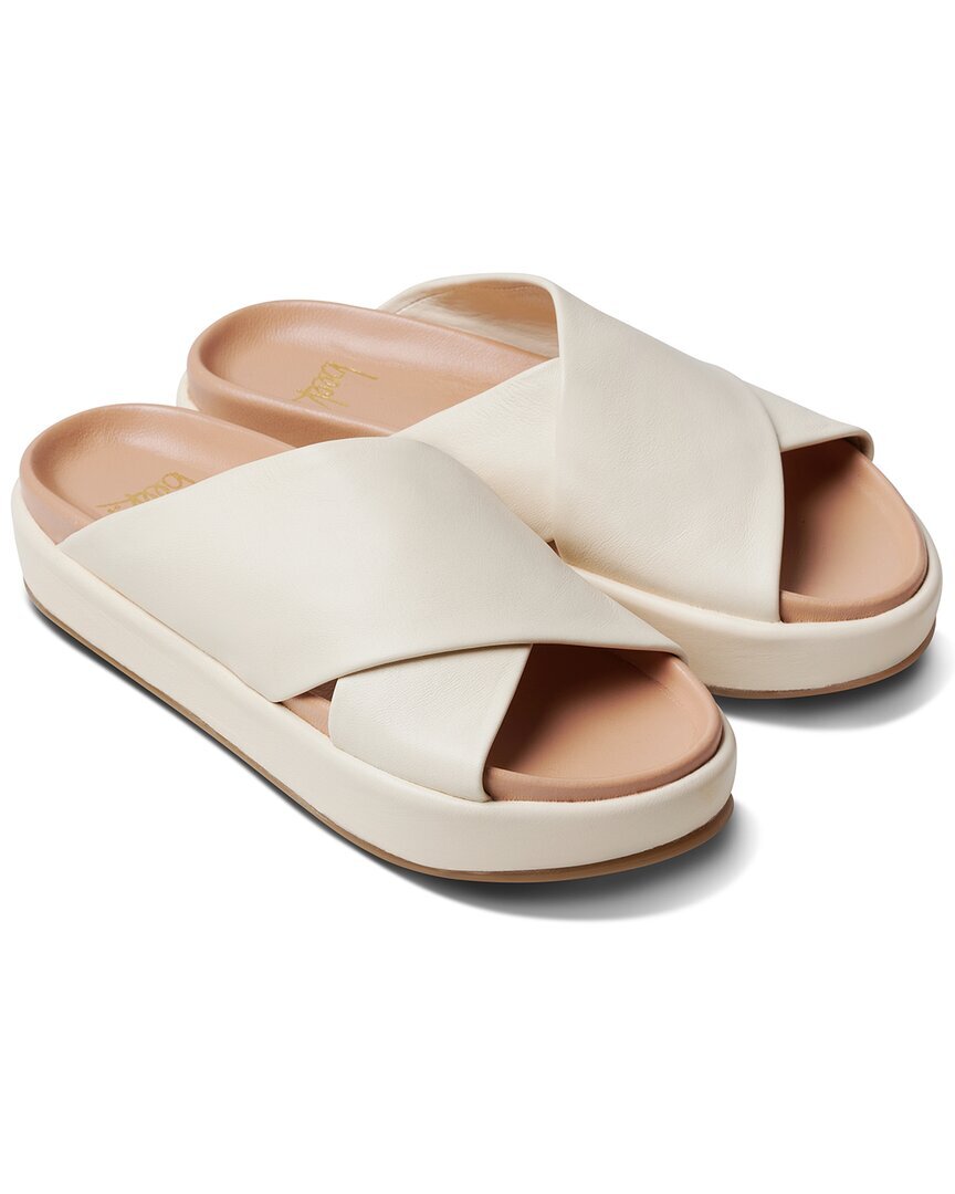 Женские кожаные сандалии Beek Kite 24090₽