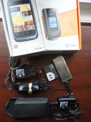 Nokia Motorola Nextel Cingular Verizon At&t Trio v218 Phones