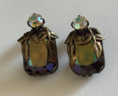 Vintage TRIAD Signed Clip On Earrings Faceted Aurora Borealis  Gold Brass Tone