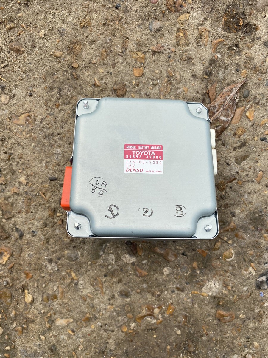Toyota Genuine Hybrid Battery Voltage ECU 89892-47080