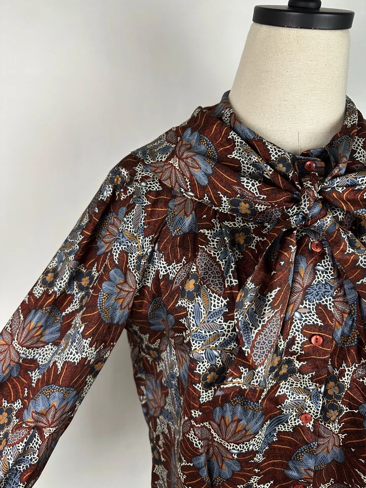 Blusa paisley vintage anos 80 amarrar frente colarinho marinheiro tom terra chocolate marrom - Imagem 3 de 4