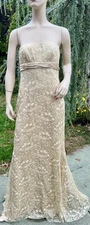 BADGLEY MISCHKA CHAMPAGNE LACE STRAPLESS GOWN W/ METALLIC ACCENTS BEADS