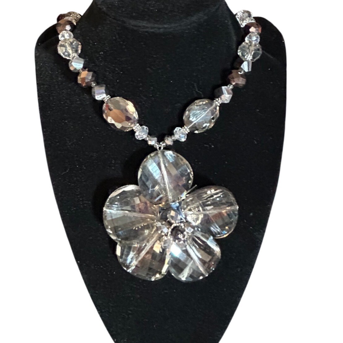 Large Clear Crystal Flower Statement Necklace Smo… - image 1