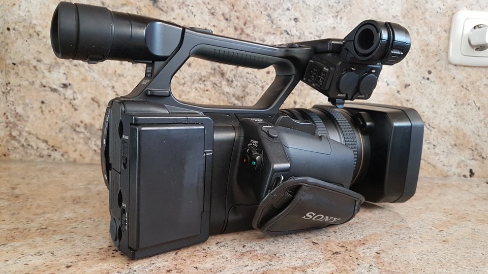 Sony HXR-NX5 Camcorder - Bild 4 von 4