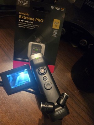 Zoom Q4n Handycam Video Recorder Bundle w/ Battery & 64GB SanDisk Extreme PRO SD