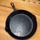 Vintage Griswold No 9 (710) Cast Iron Skillet Sits Flat 11”