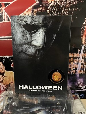 NECA Halloween Ultimate Michael Myers Boxed Action Figure Light Up
