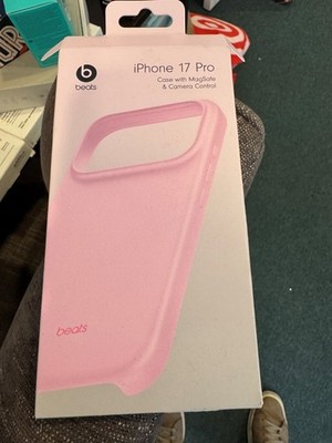 Beats iPhone 17 Pro Case with MagSafe and Camera Control   Pebble Pink