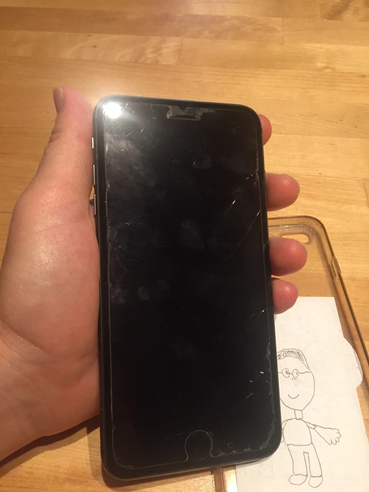 Apple iPhone 8 Plus - 64 GB - Grigio Siderale (Sbloccato) - Immagine 4 di 4